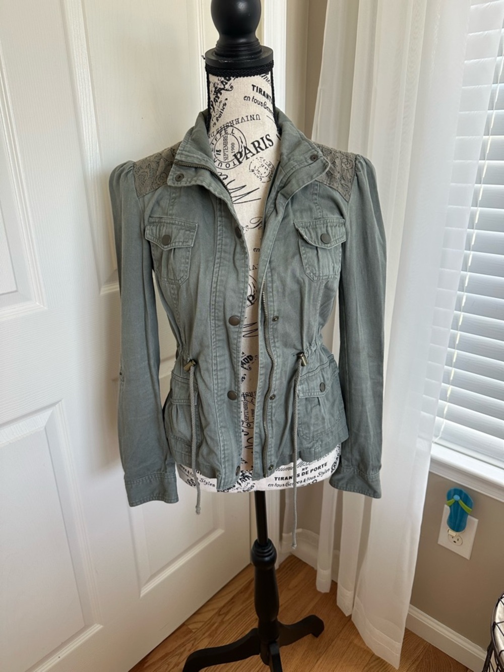 Candie’s Women’s Small Green Utility Jacket